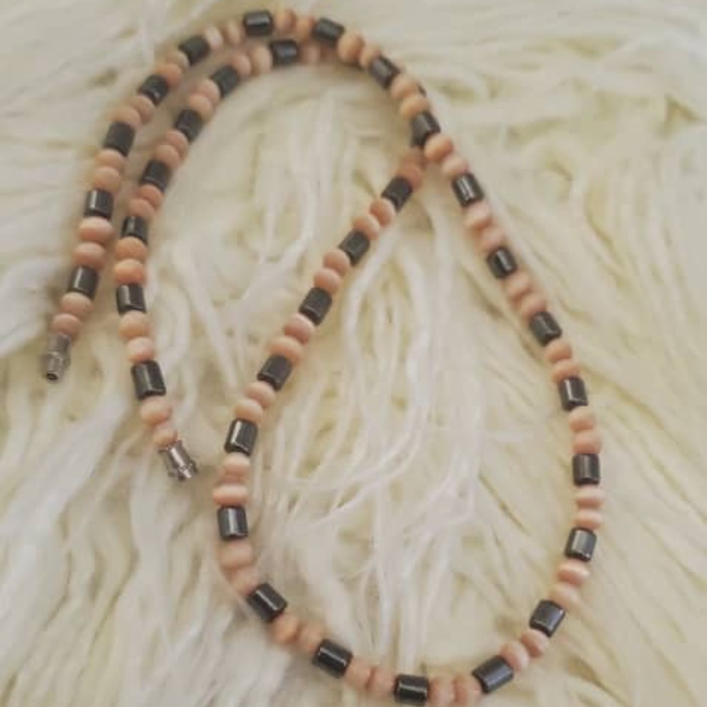 Earth Tone Beaded Necklace 🌴